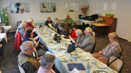 Die Seniorinnen und Senioren des Nordstädtischen Bürgervereins feierten am 11. April ihr traditionelles Frühlingsfest.